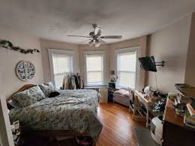 Foto del edificio - 137 Brooks St