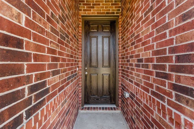 Foto del edificio - 22219 Davenport Downs Ln