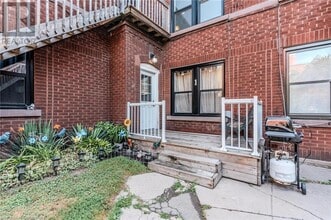 Building Photo - 1 Grosvenor Ave S