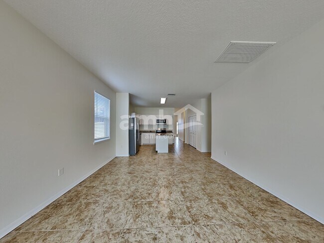 Foto del edificio - 3721 Crystal Dew St