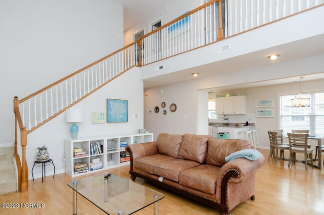 Building Photo - 306 Seafarer Dr