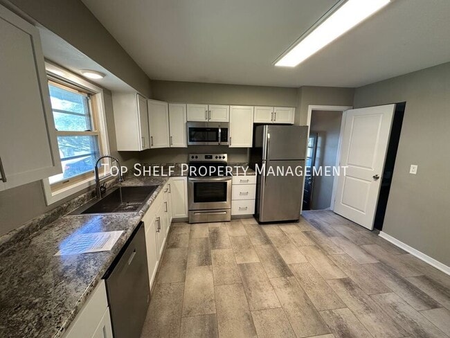 Foto del edificio - 3935 Oakshire Rd