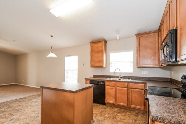 Foto del edificio - 2120 Sotterley Ln