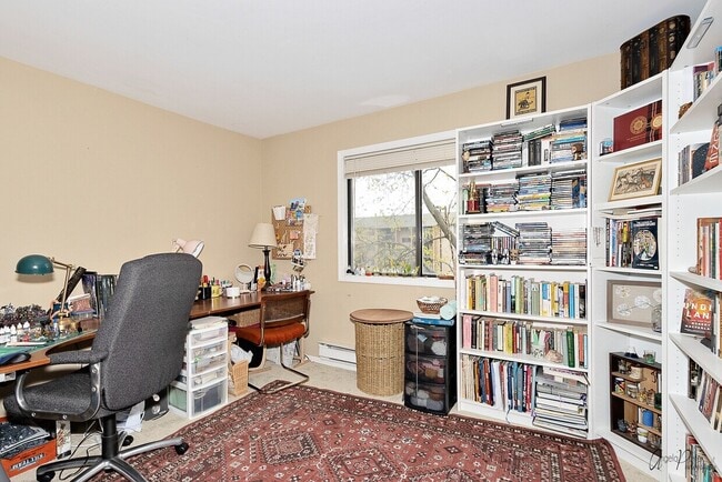 Foto del edificio - 627 S Virginia Rd