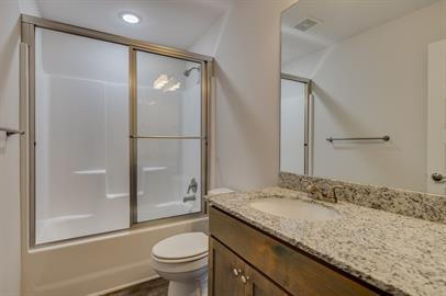 Building Photo - "Beautiful 3-Bedroom Oasis with Granite Ac...