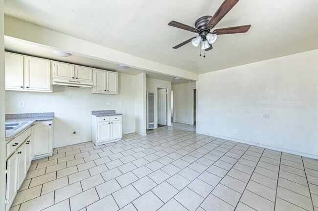 Photo - 11688 S Central Ave Apartments