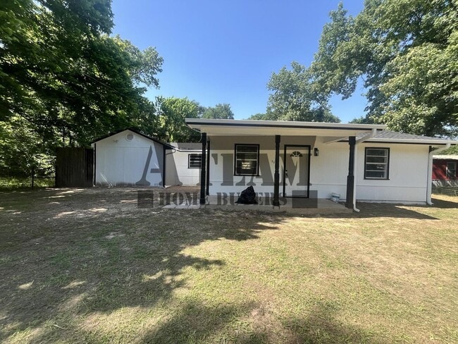 Building Photo - Fully Remodeled 3 Bedroom 2 Bathroom