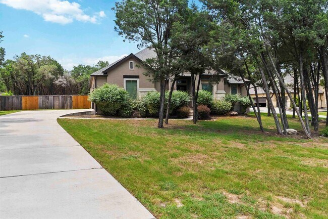 Foto del edificio - 944 Wilderness Oaks