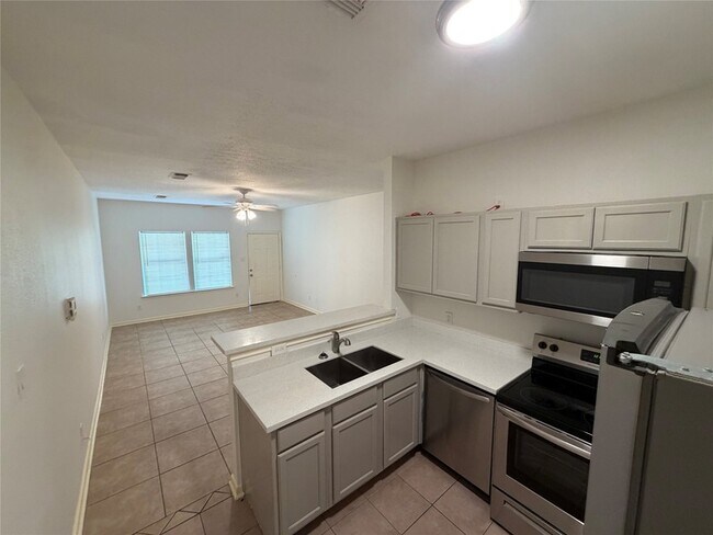 Foto del edificio - 4516 White Rock St