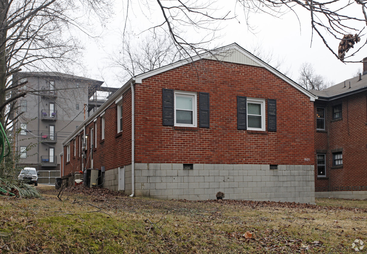 Primary Photo - 1021 17th Ave S