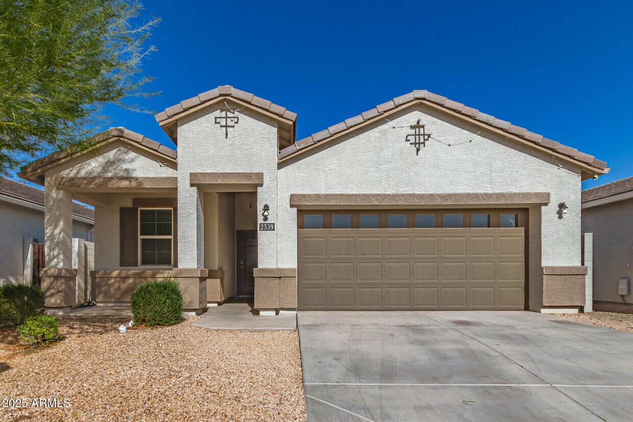 Foto principal - 2539 S 242nd Ln