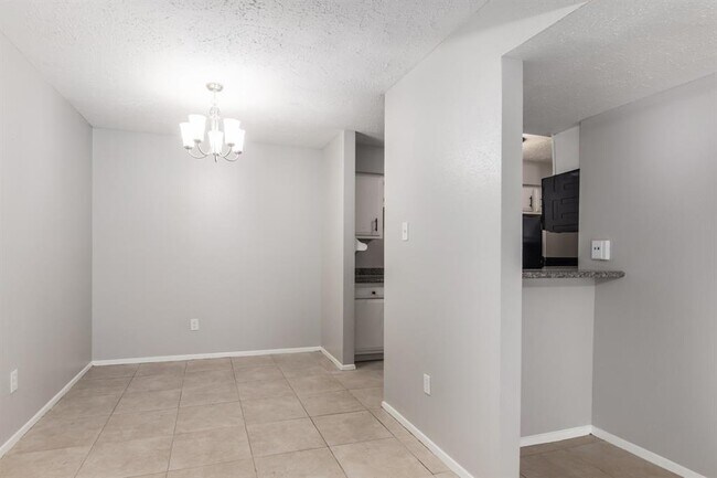 Foto del edificio - 10555 Turtlewood Ct