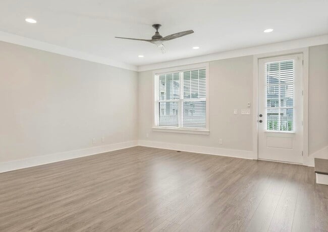 Building Photo - 4603B Illinois Ave