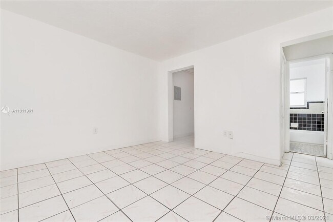 Foto del edificio - 1401 NW 60th St