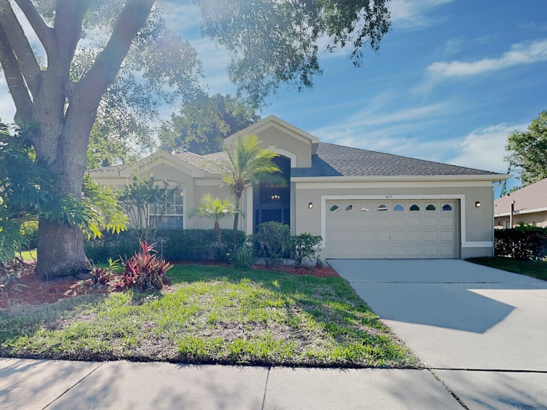 Primary Photo - 305 Englenook Dr