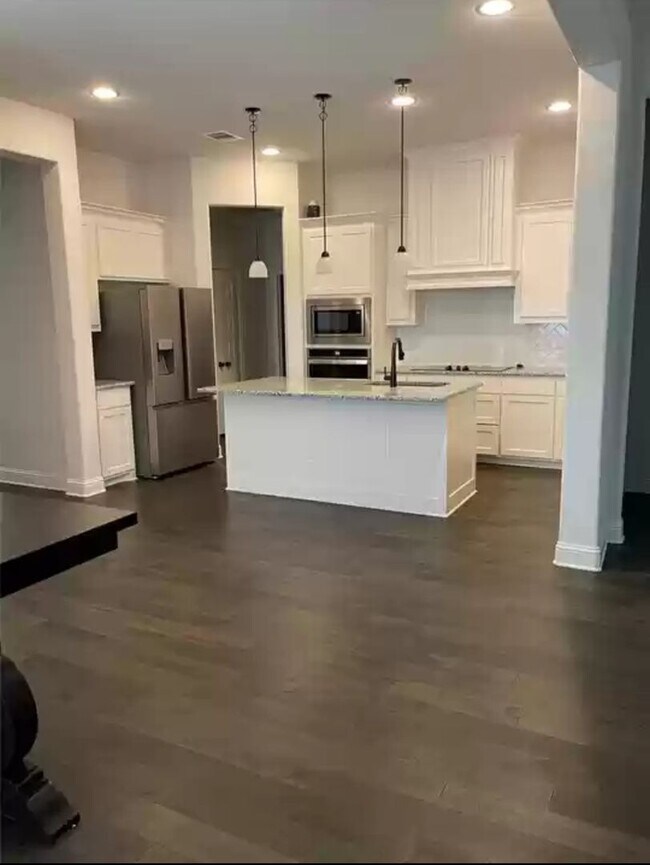 Foto del edificio - Available July 1, 2025. 3 Bedroom 2 Bath Home