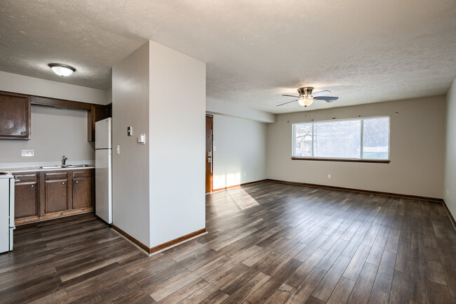 Building Photo - 4011 Saint Paul Ave