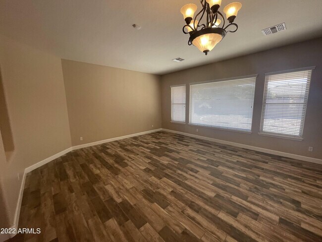 Foto del edificio - 4263 E Maplewood Ct