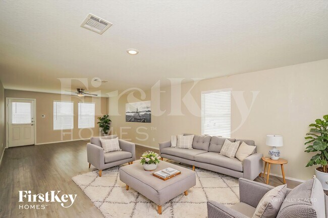 Foto del edificio - 2402 Double Oak Dr