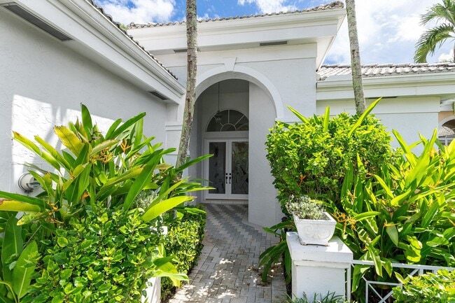 Building Photo - 126 Emerald Key Ln