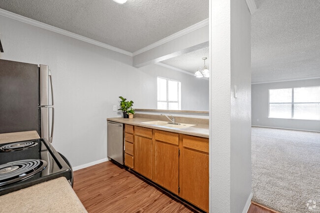 1 bed 1 bath 758 sqft. - Sagewood Apartments