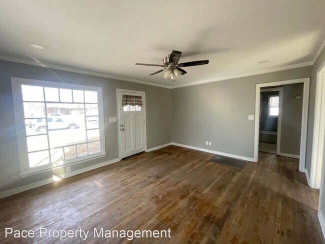 Building Photo - 2 br, 1 bath House - 2608 6th Ave