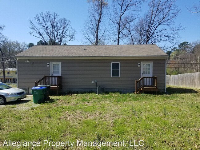 Building Photo - 1 br, 1.5 bath House - 2521 Gravel Hill Rd