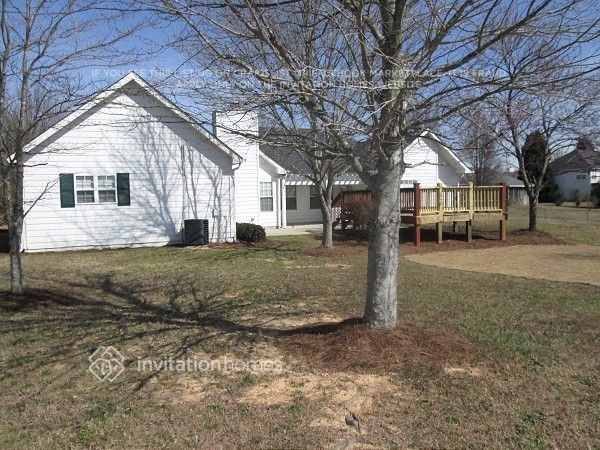 Building Photo - 2695 Archer Way