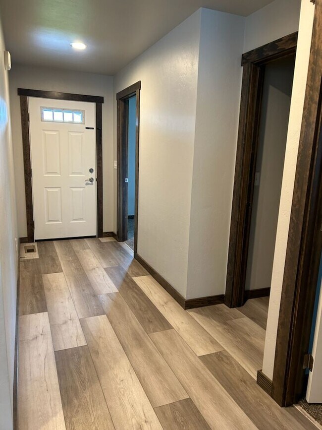 Building Photo - 1455 Destiny Ln