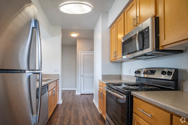 Interior Photo - The Village at Town Center