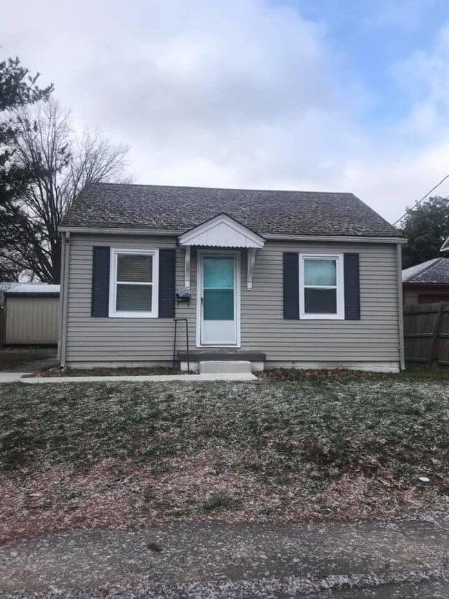 Photo - 327 Division St House