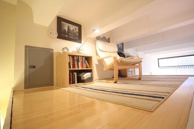 Foto del edificio - 12 Stoneholm St