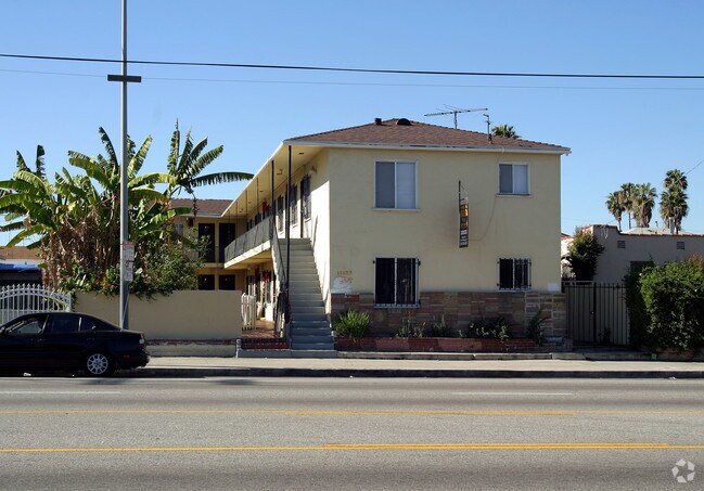 Building Photo - Casa Marcelo