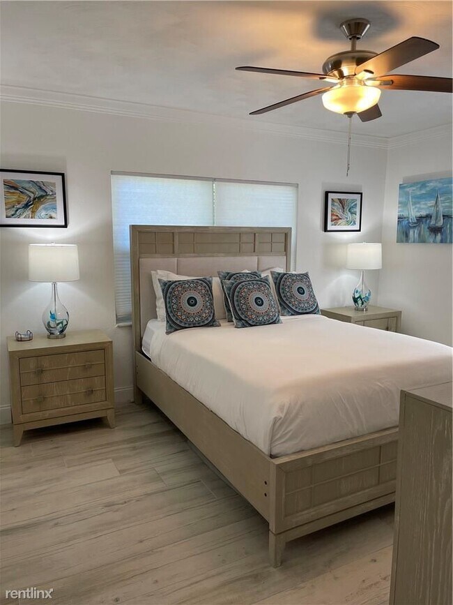 Foto del edificio - 2 br, 2 bath House - 2112 NE 14th Ct