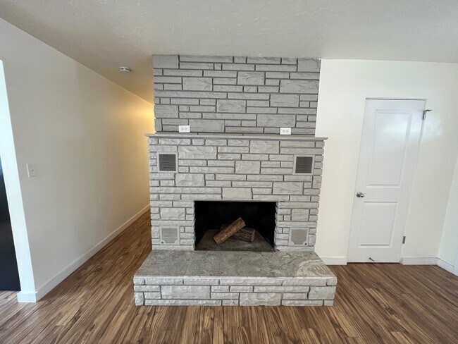 Foto del edificio - 1826 S Pacific St