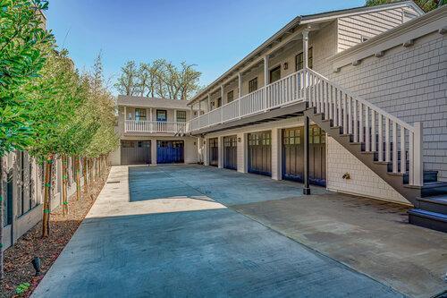 Building Photo - 1 bedroom in Burlingame CA 94010