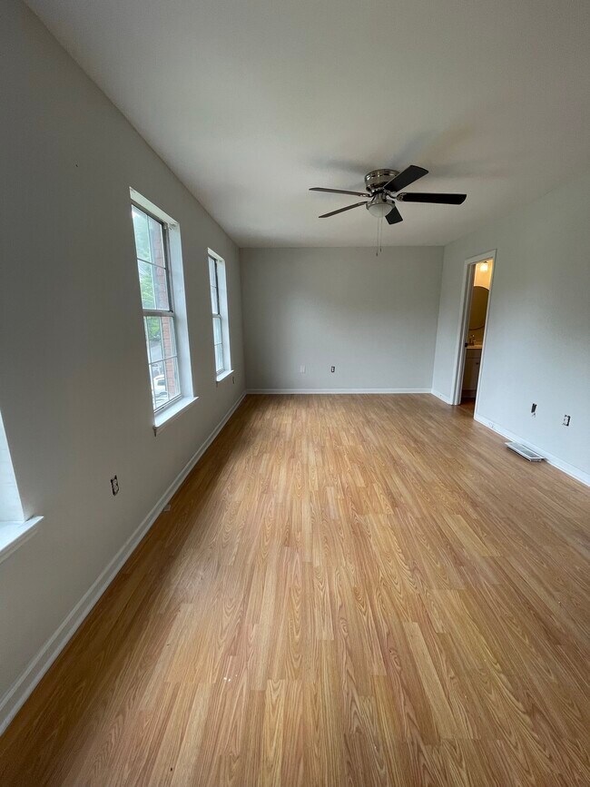Dormitorio 2 - 931 Mill Stone Dr