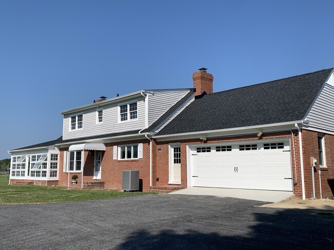 Building Photo - 7170 Worcester Hwy