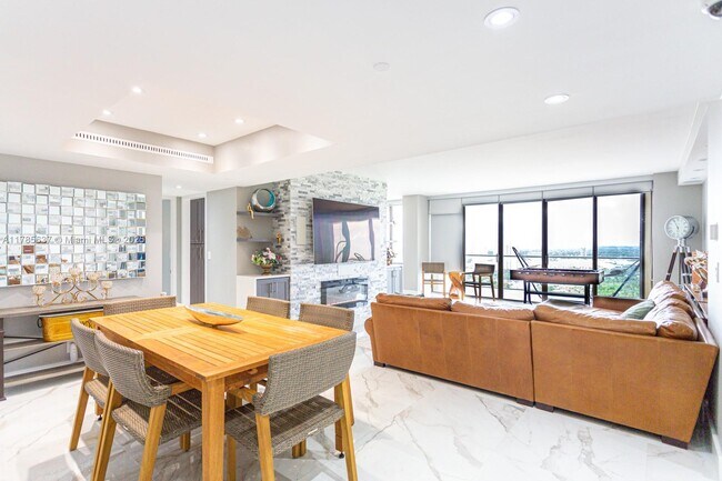 Foto del edificio - 19500 Turnberry Way