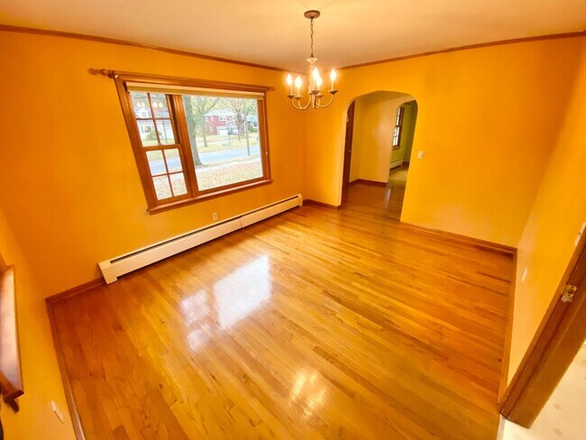Foto del edificio - 4 Bedroom Home in Burlington VT Available ...