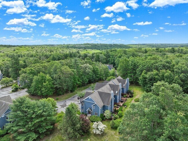 Foto del edificio - 31 Forest Ln