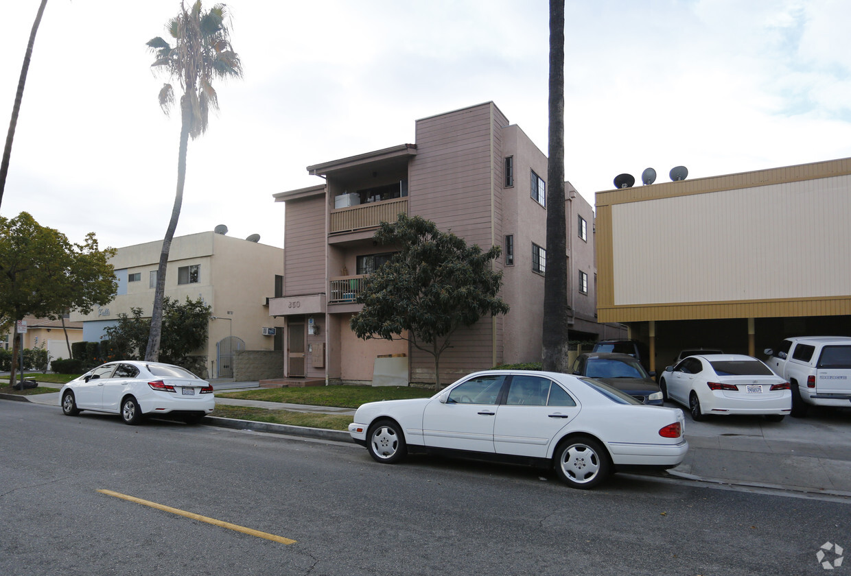 Building Photo - 350 W Lomita Ave