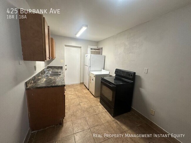 Foto del edificio - 425 Burbank Ave