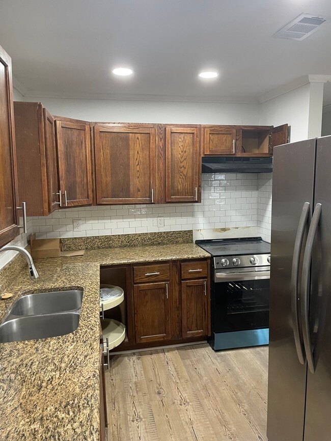 Photo - Newly Renovated! House