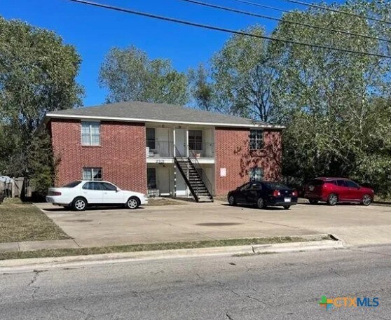 Foto del edificio - 2321 Terrace Dr