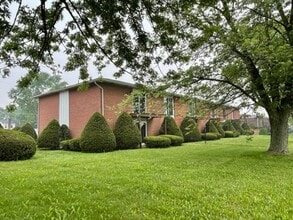Building Photo - 710-724 Katherine Ave