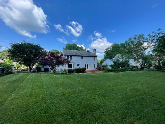 Building Photo - 15569 Golf Club Dr