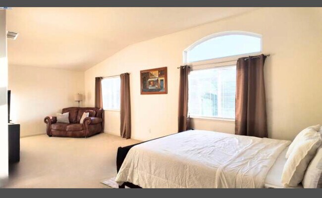Foto del edificio - 5247 Agapanthus Ct