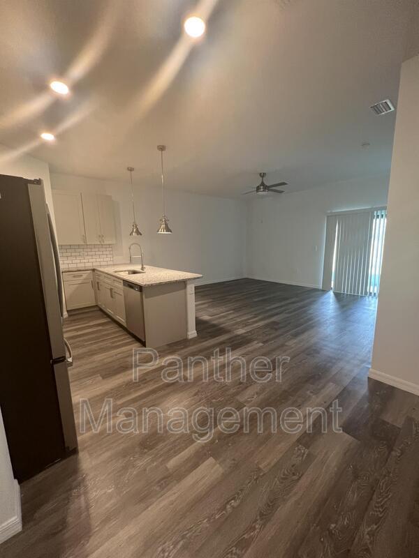 Building Photo - 4716 29th St SW