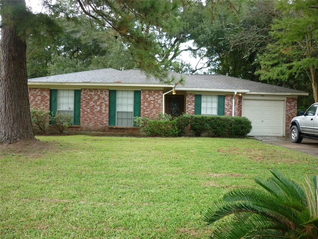 Primary Photo - 754 Dezso Dr